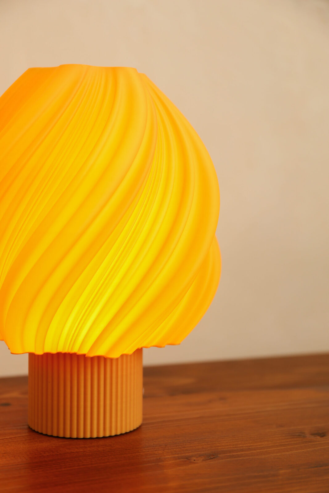 Spiral Lamp Sand Matte - Зображення 4